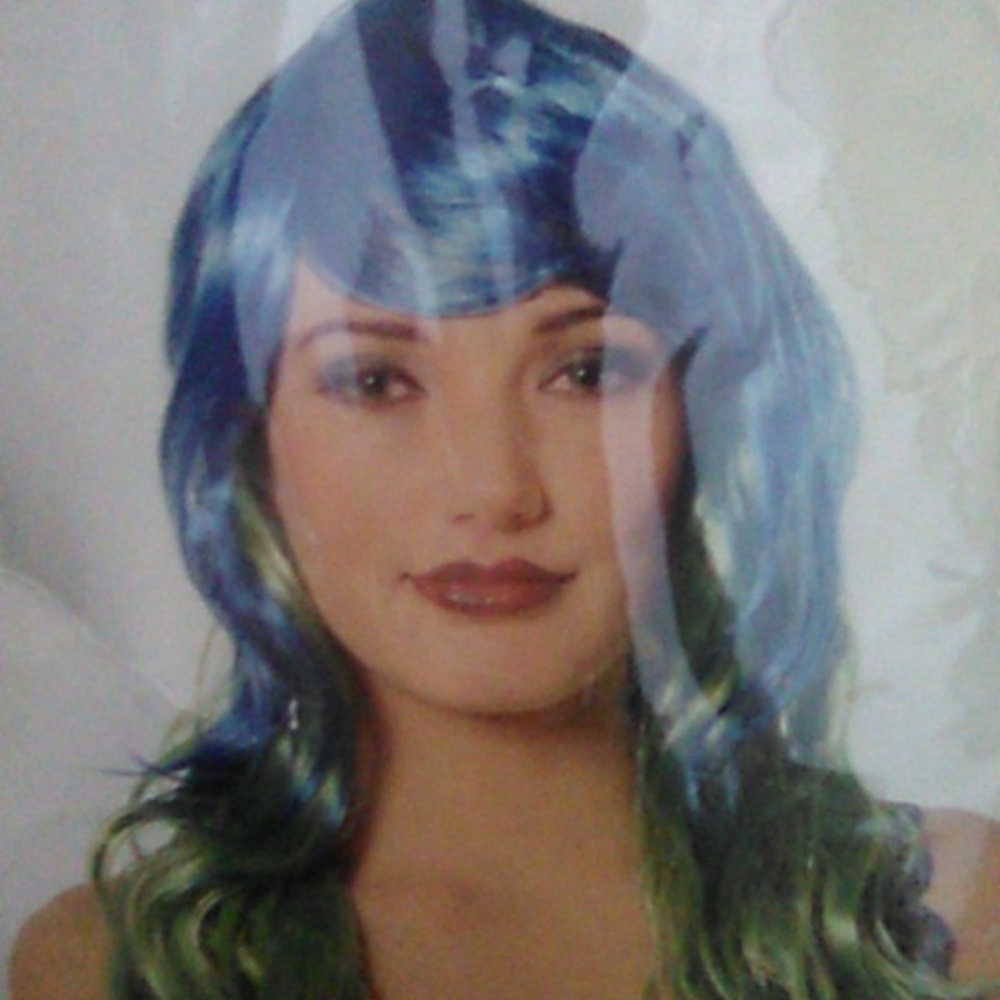Wig blue and green